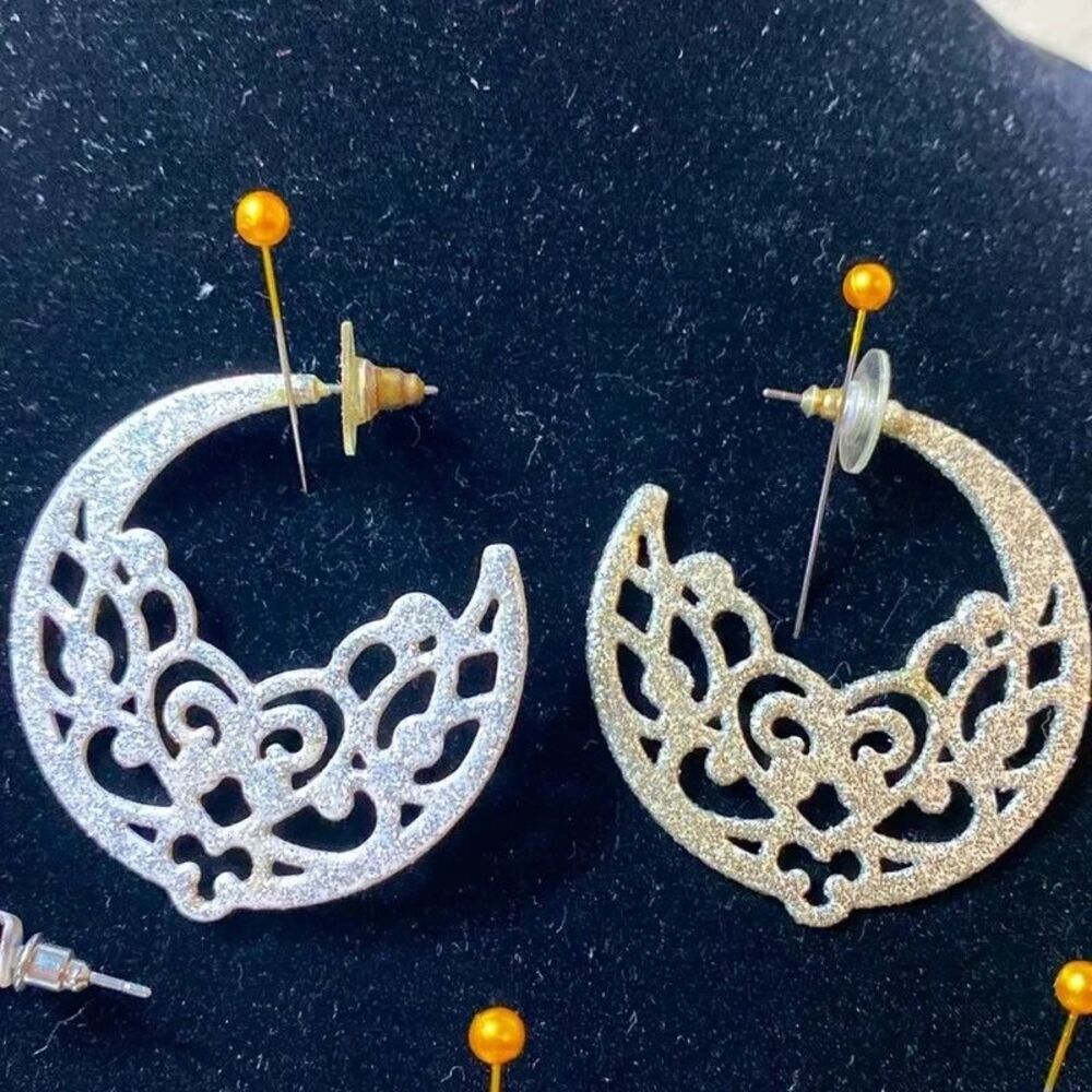 Set Of 2 Vintage Costume Jewelry Earrings For Pierced Ears